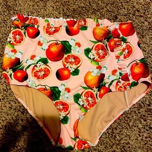 Kortni Jeane xxl print bottoms